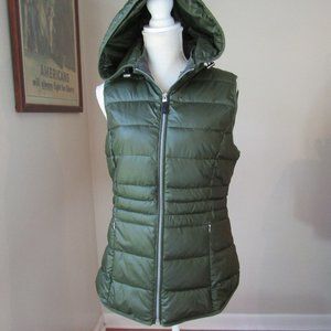 Andrew Marc New York Detachable Hood Packable Vest